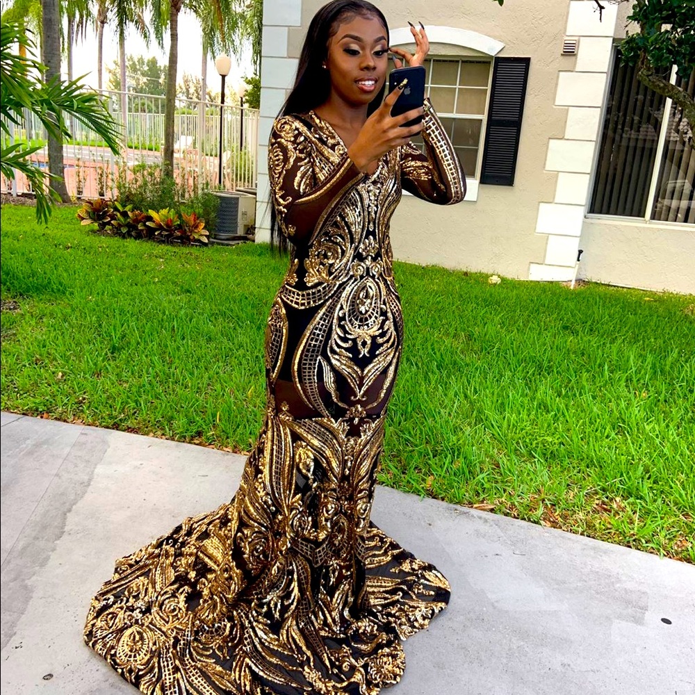 black and gold prom formal dress